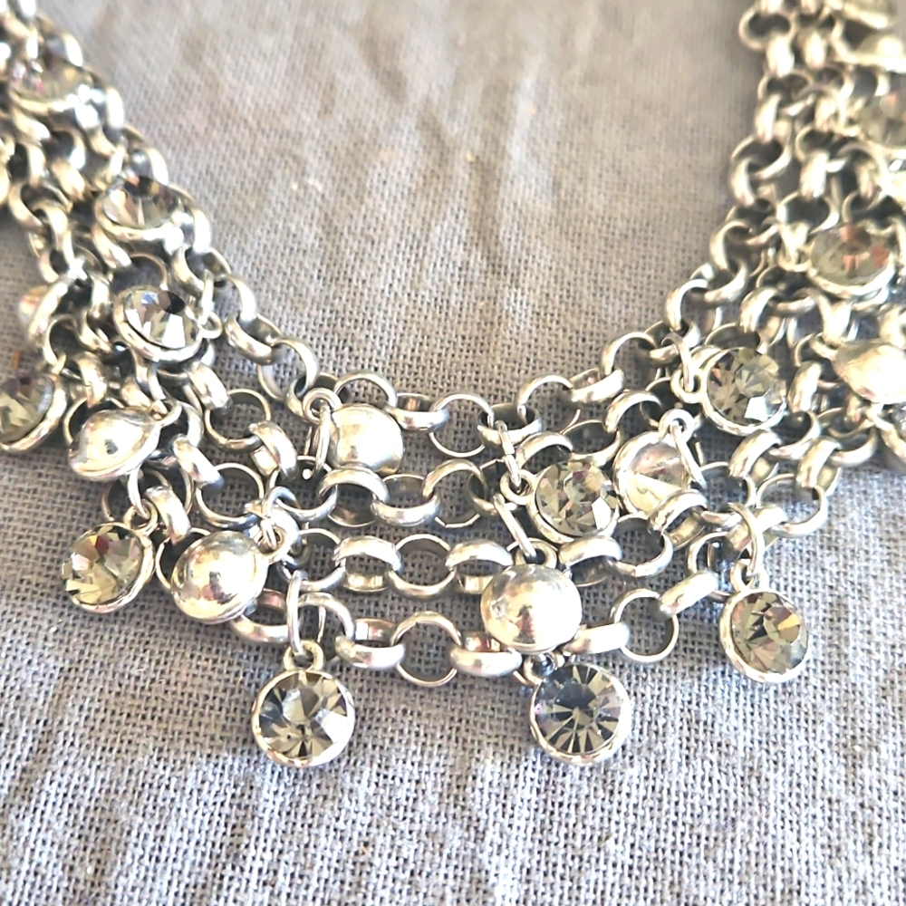 New York & Co. Silver Chain Bib Necklace Gray Crystals EUC